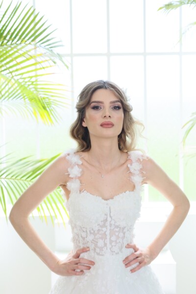 Helen Modeli Gelinlikler Kocaeli  Gelinlikçi Helen Modeli Gelinlikler Kocaeli Gelinlikçi