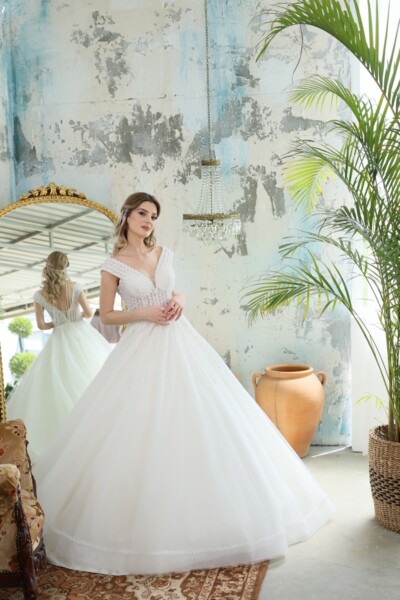 Helen Modeli Gelinlikler Kocaeli  Gelinlikçi Helen Modeli Gelinlikler Kocaeli Gelinlikçi