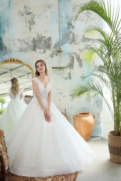 Helen Modeli Gelinlikler Kocaeli  Gelinlikçi Helen Modeli Gelinlikler Kocaeli Gelinlikçi