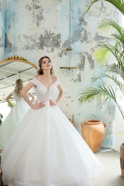 Helen Modeli Gelinlikler Kocaeli  Gelinlikçi Helen Modeli Gelinlikler Kocaeli Gelinlikçi