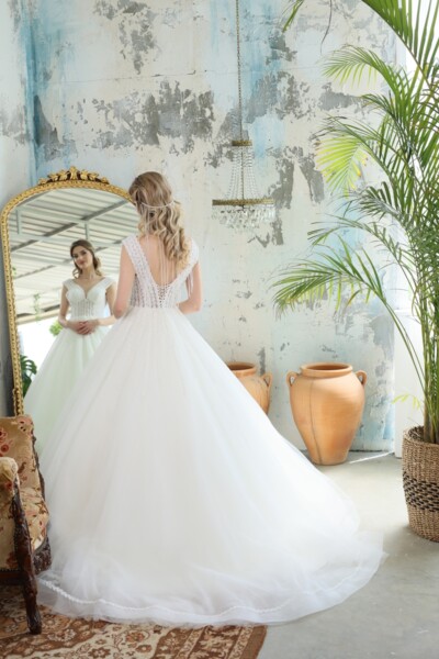 Helen Modeli Gelinlikler Kocaeli  Gelinlikçi Helen Modeli Gelinlikler Kocaeli Gelinlikçi