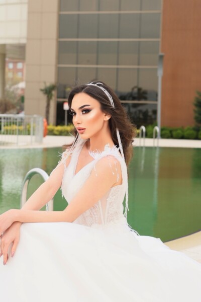 Helen Modeli Gelinlikler Kocaeli  Gelinlikçi Helen Modeli Gelinlikler Kocaeli Gelinlikçi