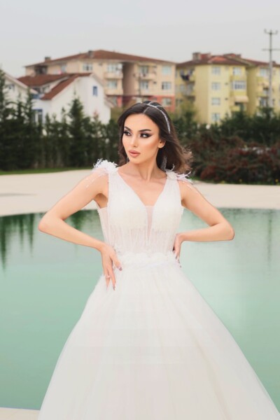 Helen Modeli Gelinlikler Kocaeli  Gelinlikçi Helen Modeli Gelinlikler Kocaeli Gelinlikçi